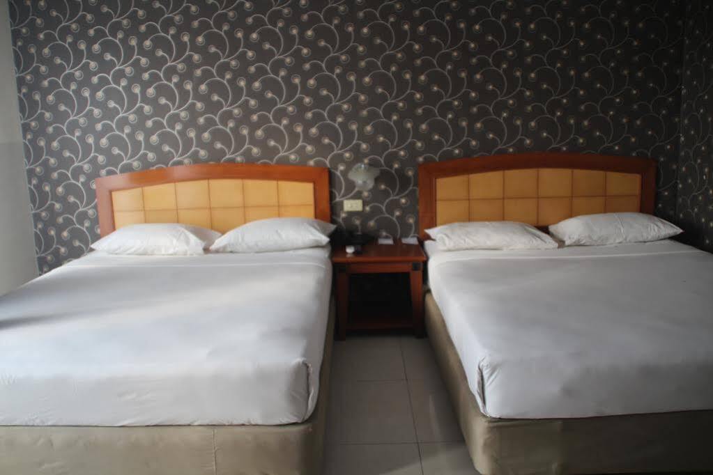Hotel Celebes Μανάντο Εξωτερικό φωτογραφία